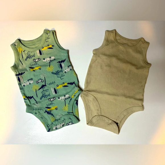 Two jumpsuits for babies - Picture 1 of 7